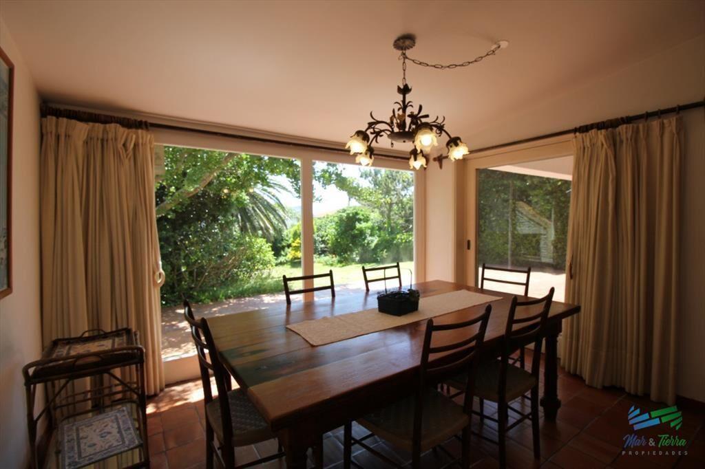 Muy linda casa en el corazon de la Peninsula, del