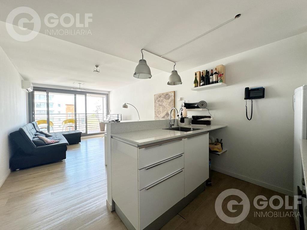 Venta de apartamento de 1 dormitorio con cochera en Punta