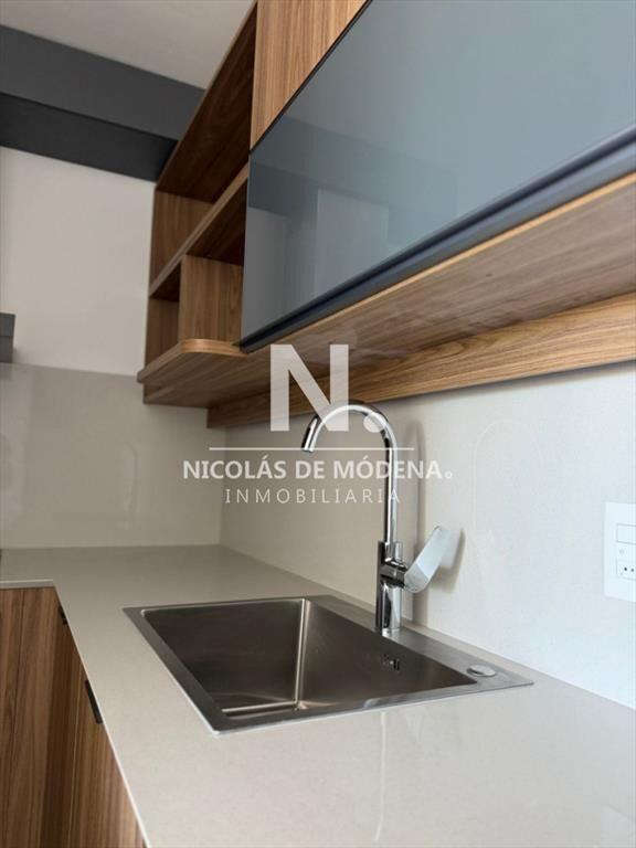 Vende apartamento en Brava, Punta del Este de 2