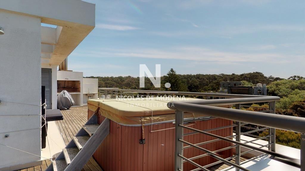 Pent house de 3 dormitorios en Suite en Edificio