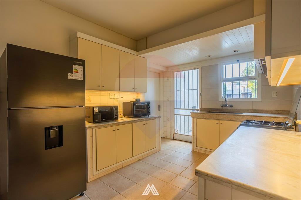 Venta casa ideal empresa Parque Batlle