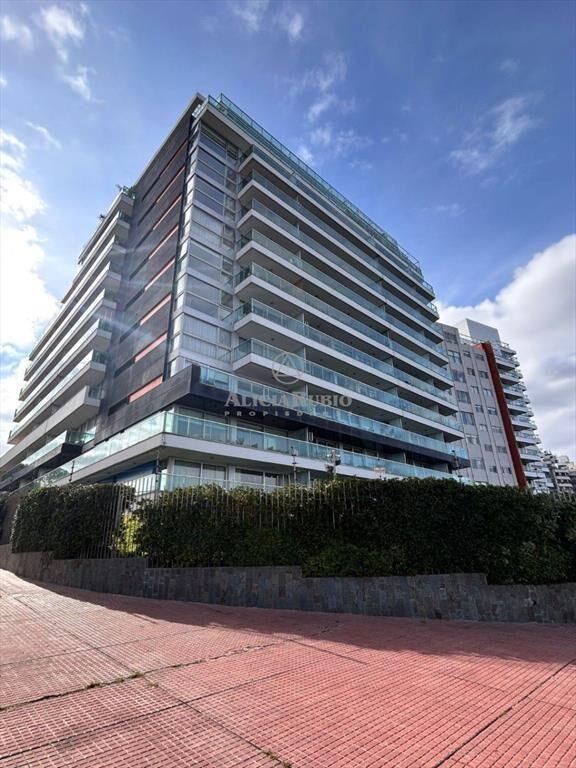 EDIFICIO AQUARIUS. RAMBLA MALVIN. CATEGORIA! 2 GJES INDE...