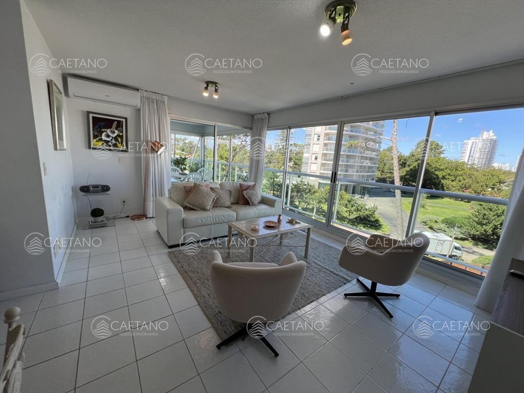 Venta apartamento 2 dormitorios, playa mansa, parada 8
