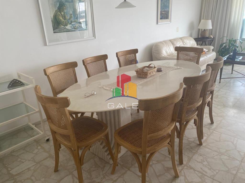 Vende departamento de 3 dormitorios con vista al