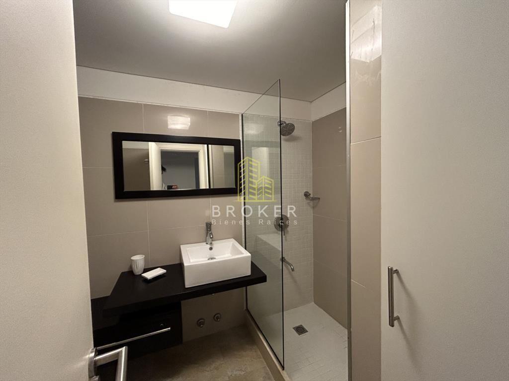 OPORTUNIDAD penthouse de 200m2 con terraza y en