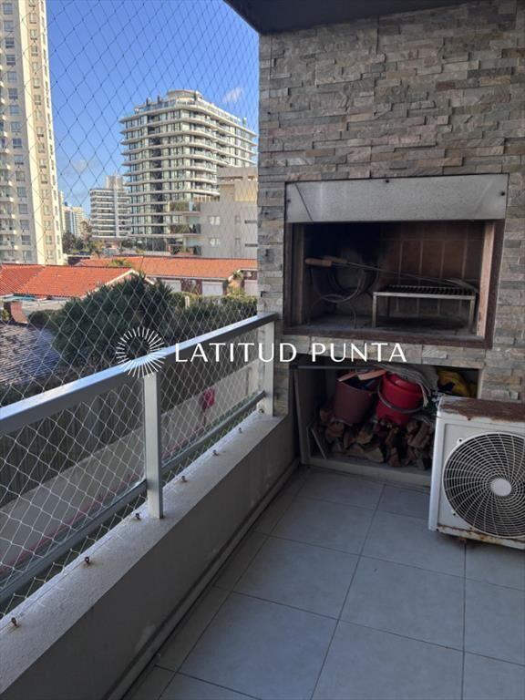 Apartamento 2 dormitorios. Aidy Grill