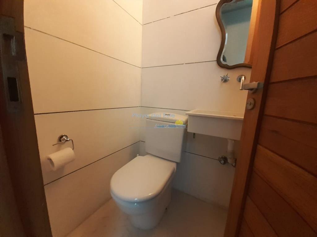 Casa de 3 dormitorios en alquiler temporal en del