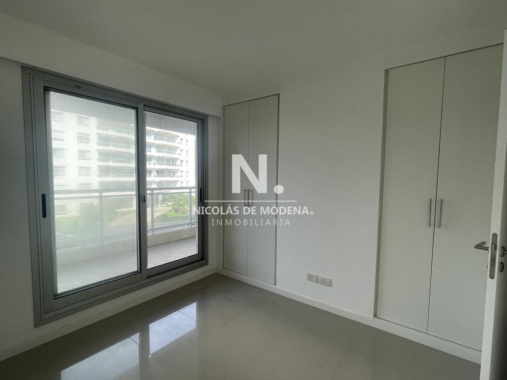 Oportunidad de compra. Apartamento en Aidy grill, de 2 dorm