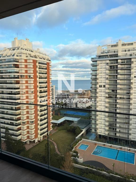 En venta apartamento de 2 dormitorios, con vista