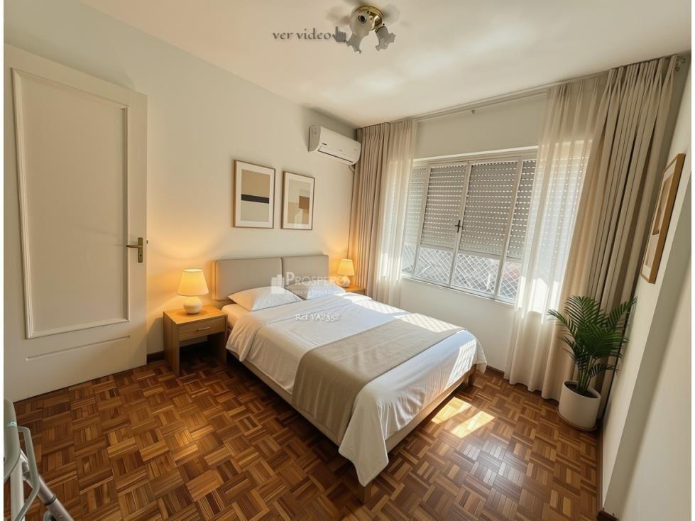 VA2352/P venta apto 2 dorm+servicio Centro balcon