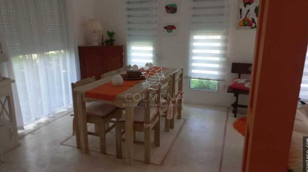 CASA PIEDRA EN VENTA A METROS DEL MAR