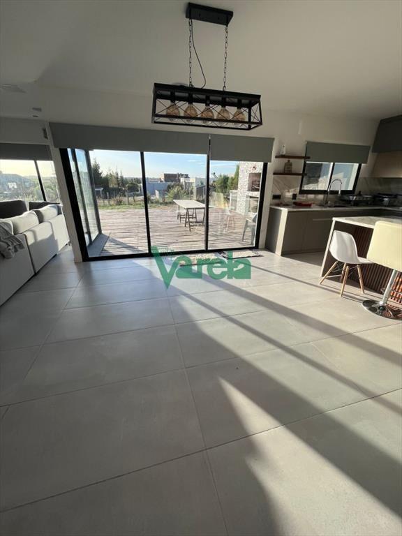 venta muy buena casa en colinas de carrasco 3 3