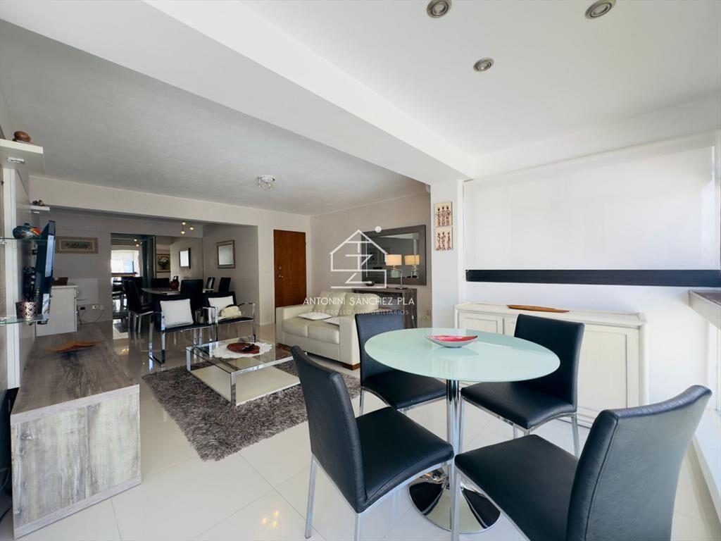 Alquiler y venta de apartamento de 2 dormitorios en Punta d