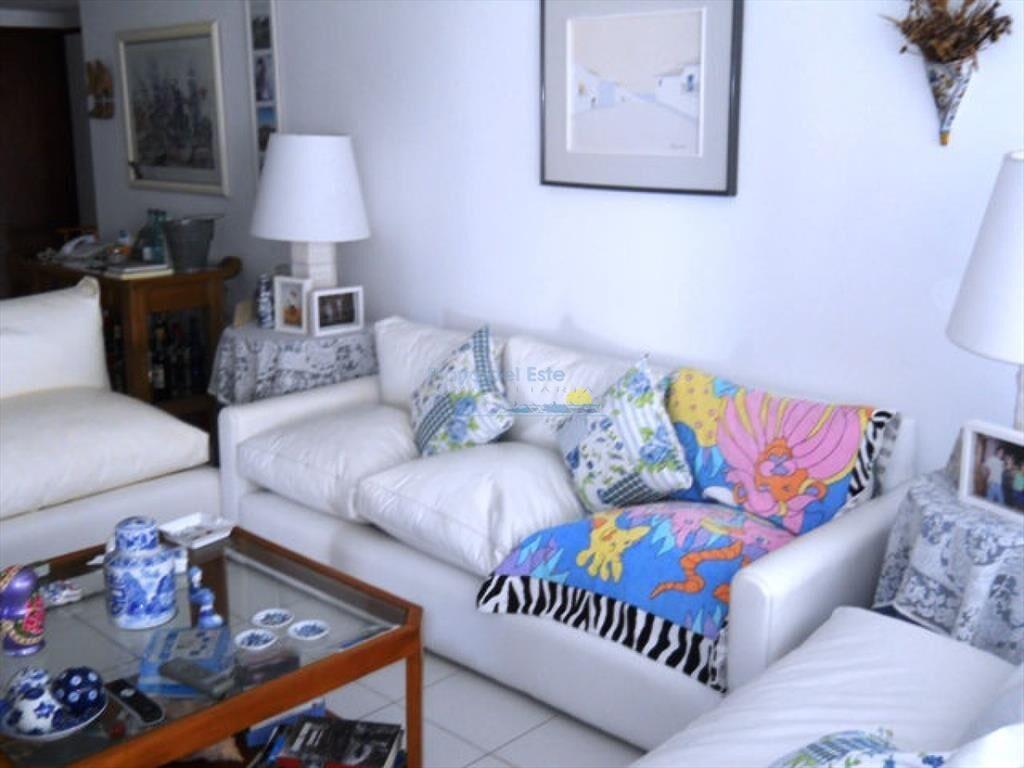 Apartamento en Roosevelt, 3 dormitorios *