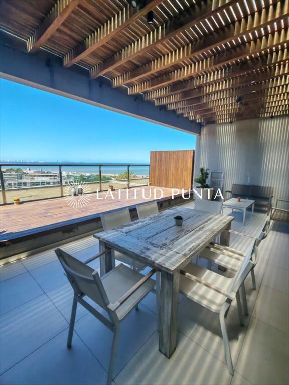 Apartamento 2 dormitorios en suite. Punta Ballena
