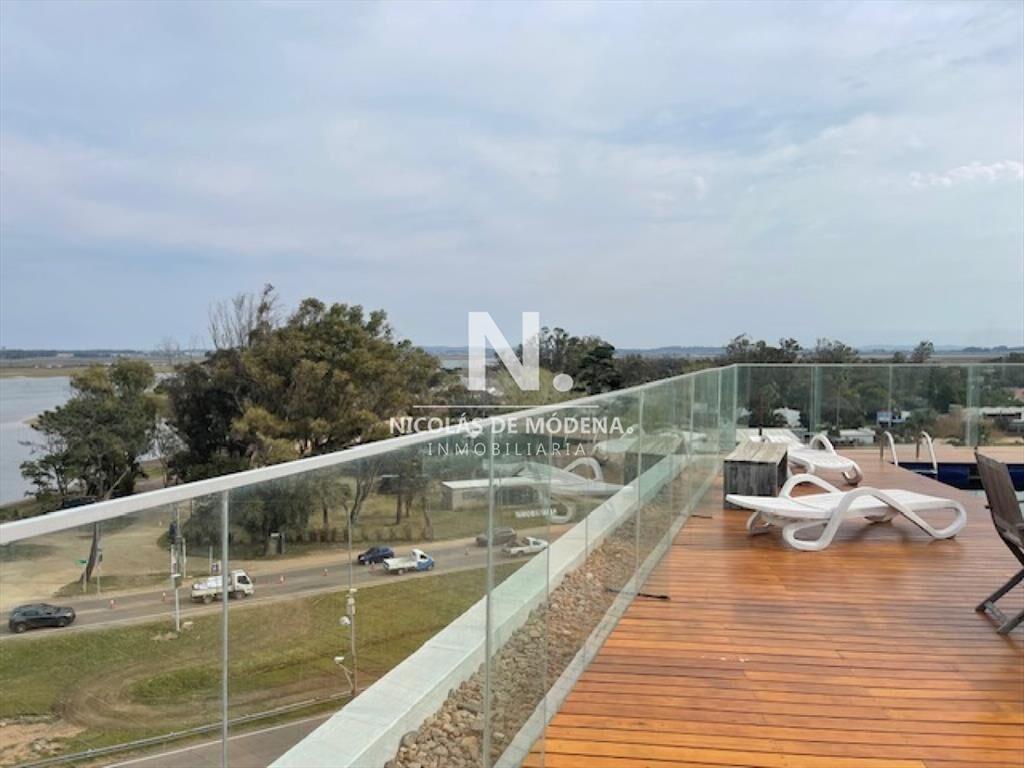 Apartamento en La Barra, 3 dormitorios *