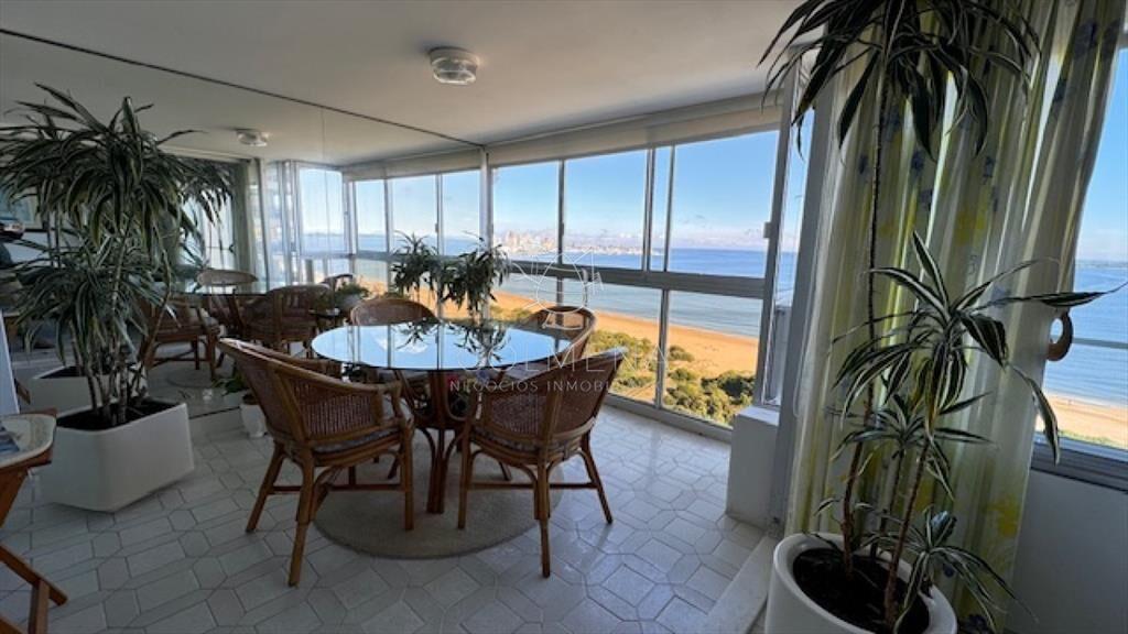 Apartamento con excelente vista plena frente a