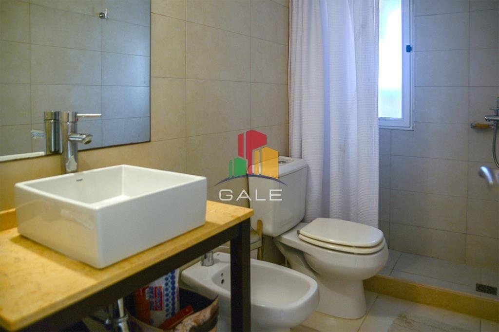 Departamento de 3 dormitorios con terraza con en