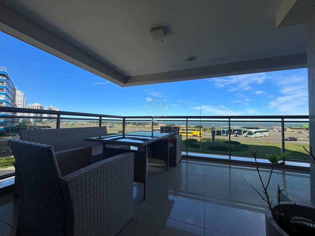 Apartamento en alquiler de 3 dormitorios en Punta