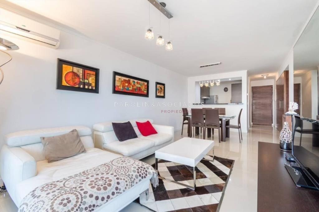Apartamento en Venta de 3 Dormitorios en The 2,