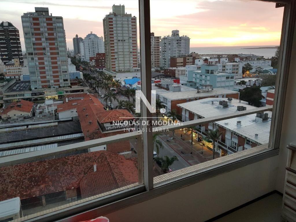 Apartamento de 1 dormitorio - Céntrico