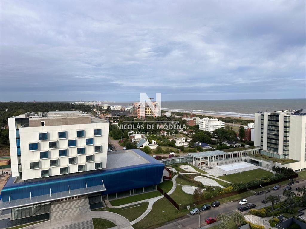 Vende apartamento en Brava, Punta del Este de 3