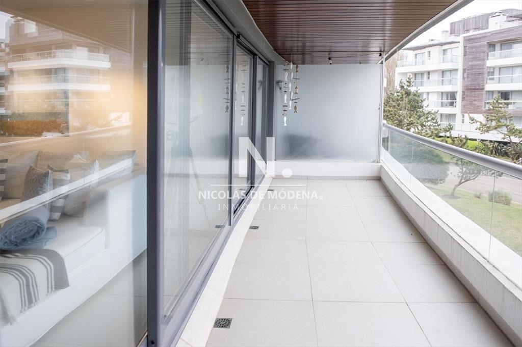Hermoso Departamento en venta frente a Playa Brava, 3 dorm