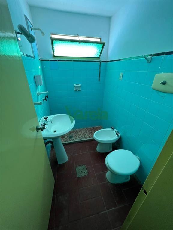 Exclusivo Complejo, casa principal y 10 con a mts