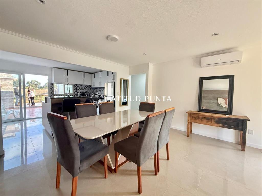 Casa moderna en venta