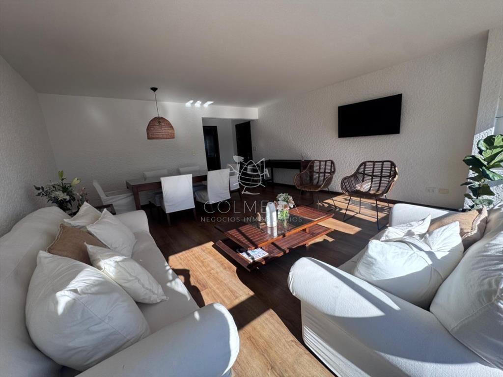 Hermosa unidad en venta con vista al mar