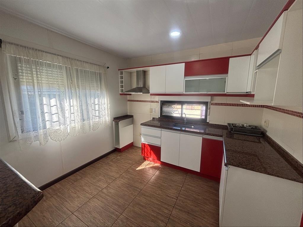 Excelente propiedad en barrio Lezica. Muy buen terreno.