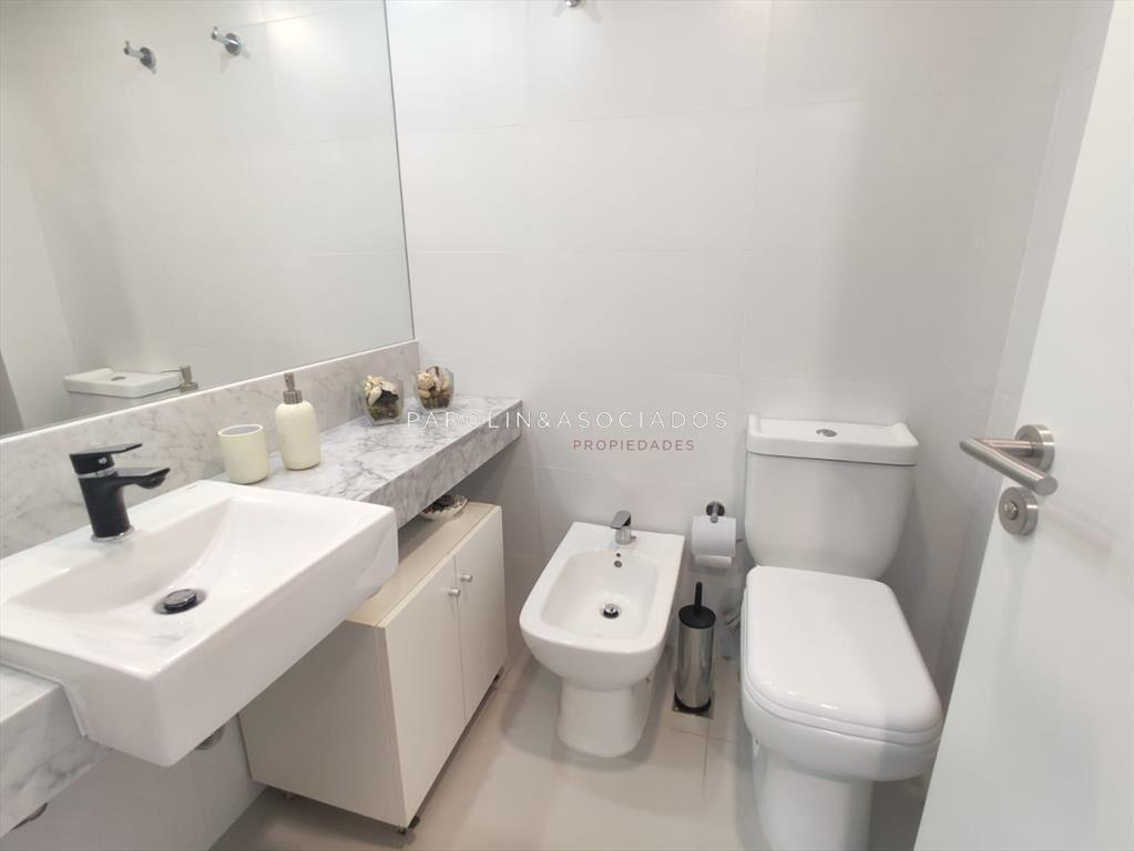 Apartamento en venta en Playa Mansa Punta del