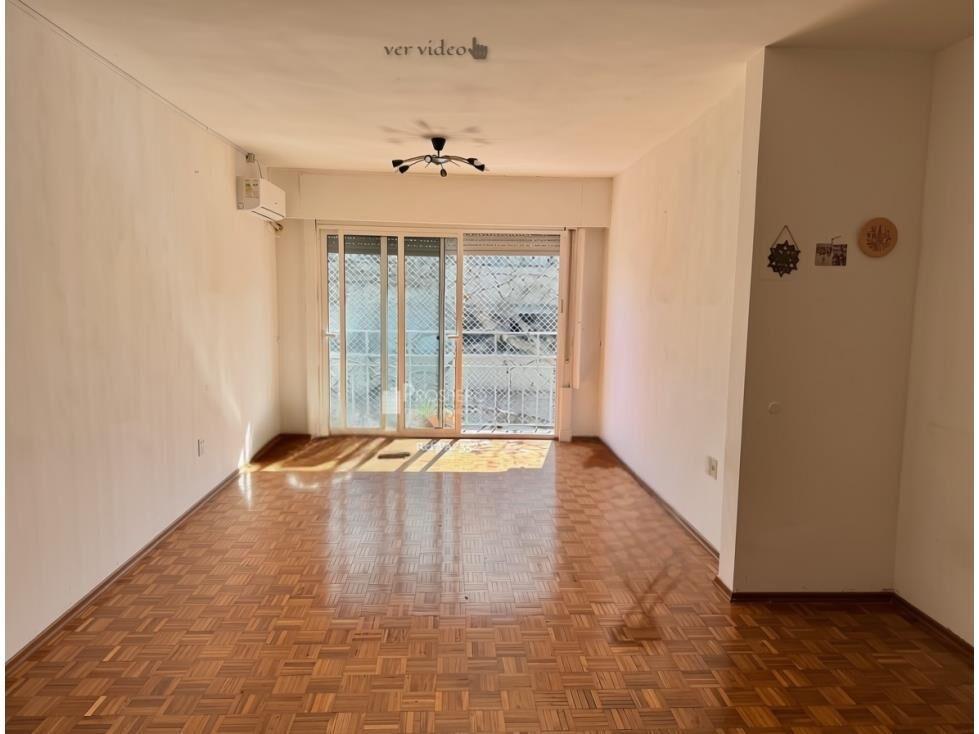 VA2352/P/1 venta apto 2 dorm+servicio Cordon balcon