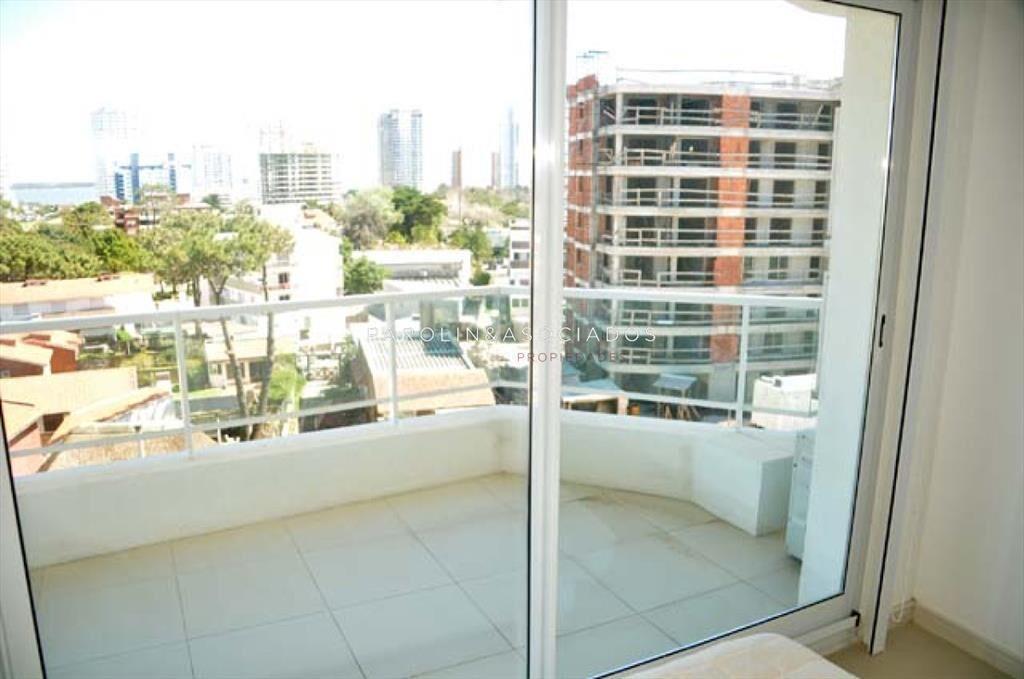 Departamento en Venta de 2 dormitorios en Punta