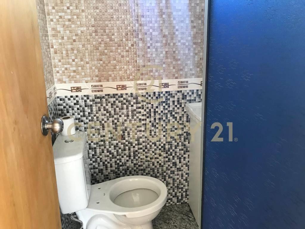 3 CASAS con RENTA/Shopping/Rentabilidad Aprox.1 1.5 %/ CA...