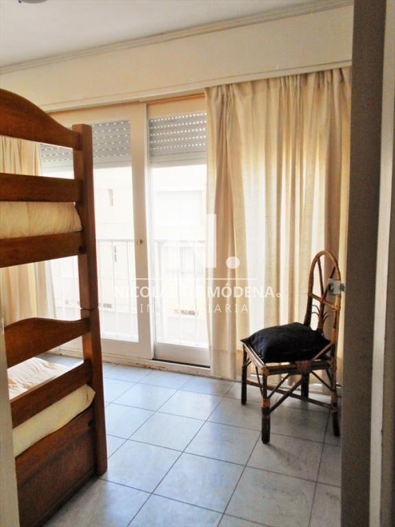 En venta apartamento de 2 dormitorios, en con al