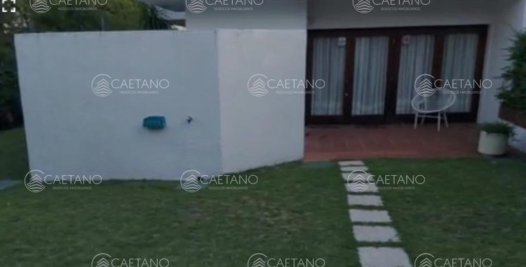 Venta casa 6 dormitorios. Playa brava, Punta del Este.