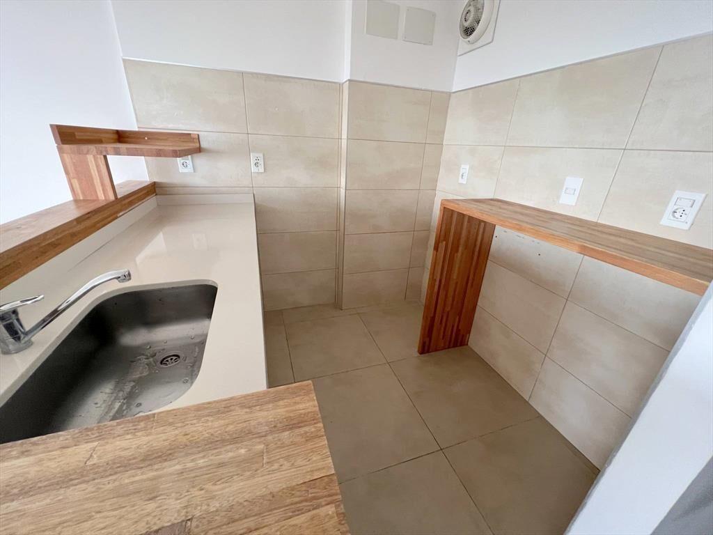 Venta de Oficina loft en Cordón. CON RENTA!
