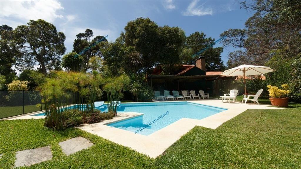 CASA DE 3 DORMITORIOS EN LUGANO, PUNTA DEL ESTE