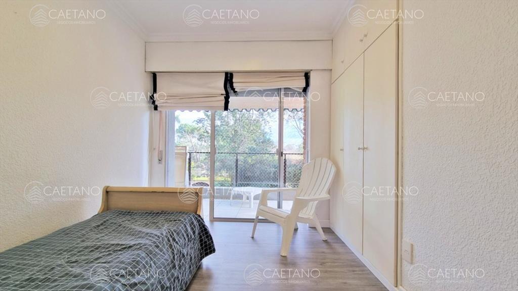 Vende departamento de 2 dormitorios en Mansa -