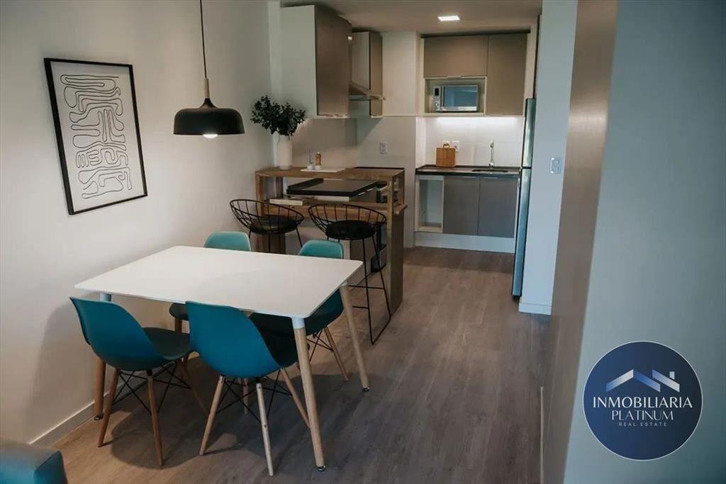 Apartamento en alquiler c/ cochera en Centro