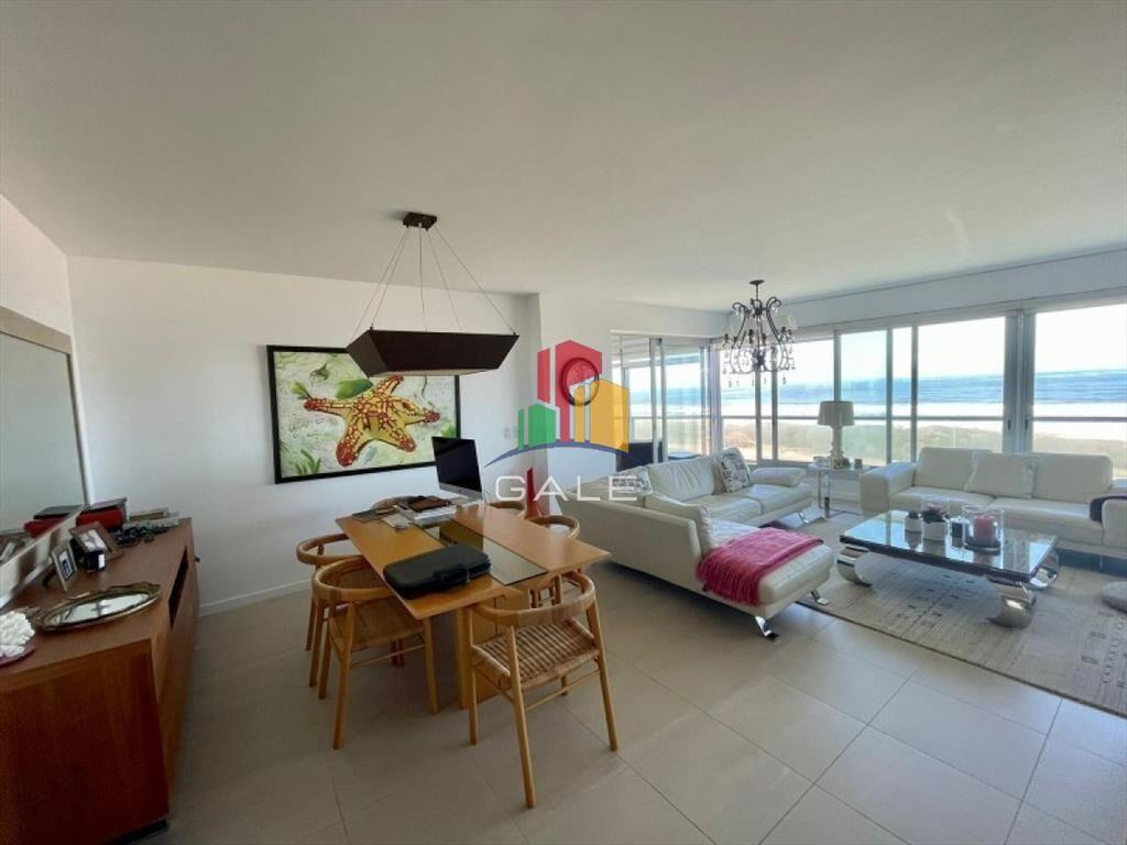 Le Parc Esquinero en Venta Tres Dormitorios