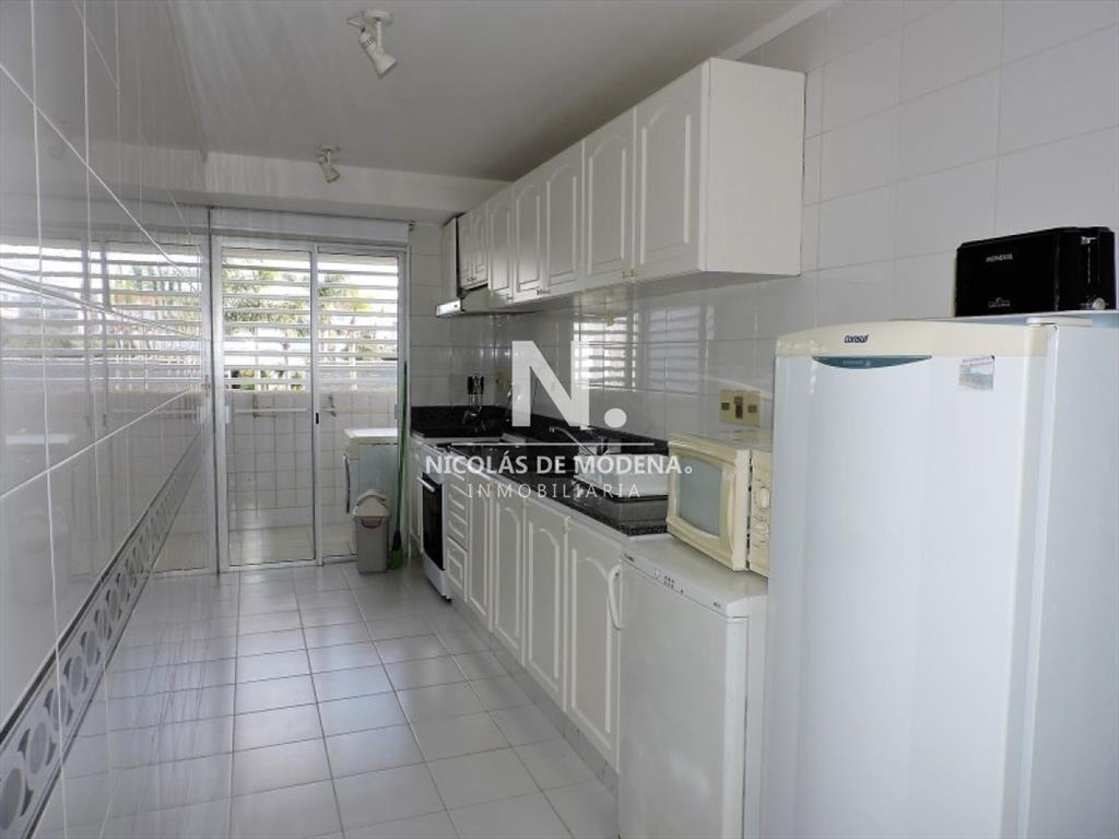 Venta y alquiler de apartamento en Esturión La