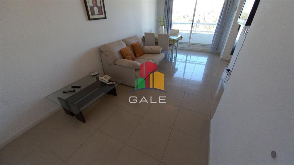 Apartamento en venta de un dormitorio sobre - del