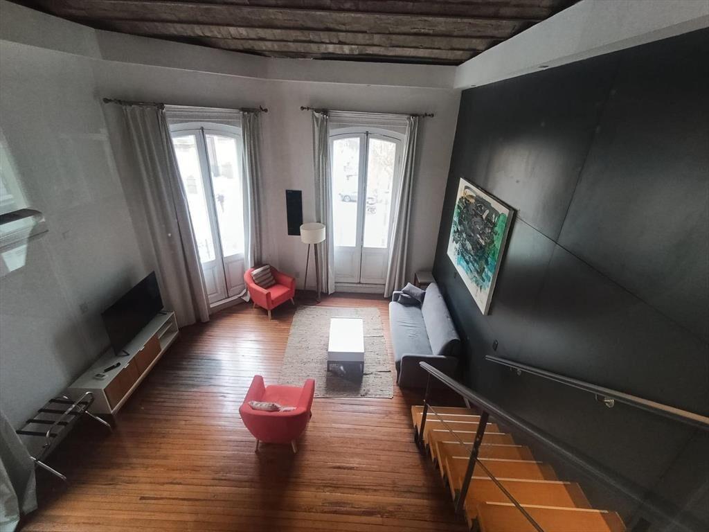 Apartamentos tipo loft en ciudad vieja amoblado.