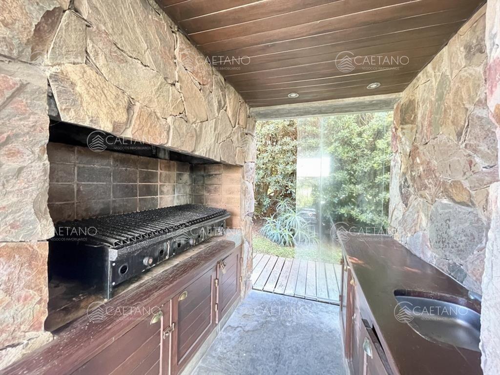 Venta Casa 5 dormitorios 4 baños - Vista al Mar