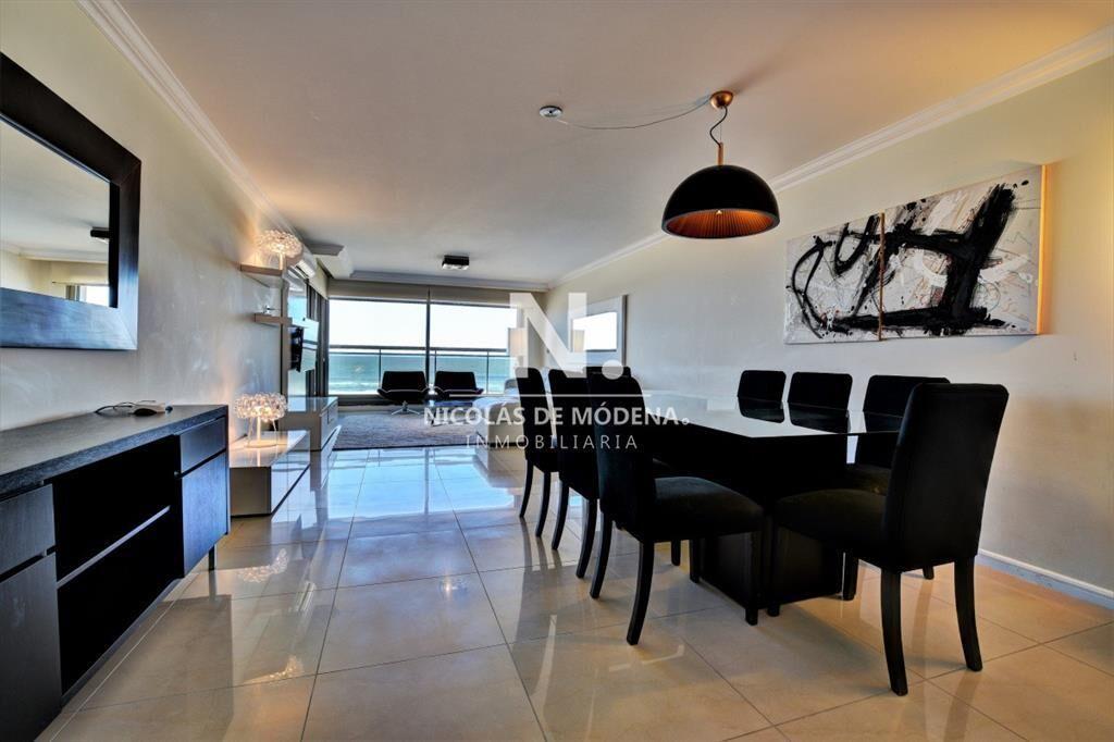 Excelente apartamento en torre de categoría, Imperiale, Pl