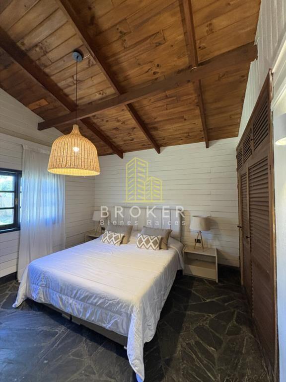 Alquiler de hermosa casa reciclada de 3 en san
