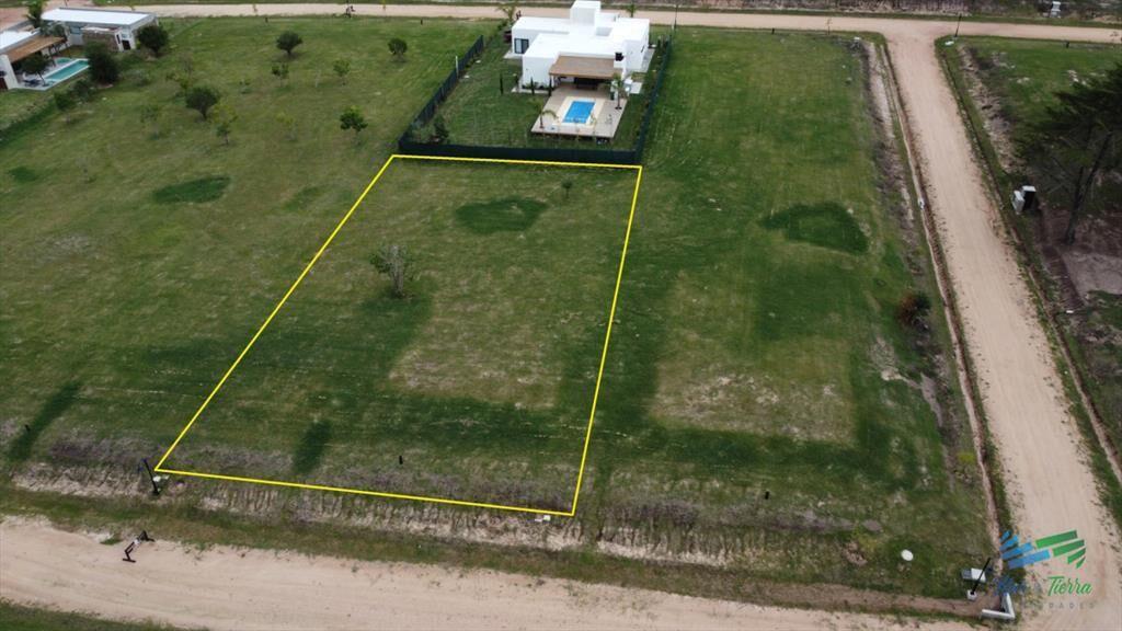 Venta de terreno de 1.140 m2 altura parada 44