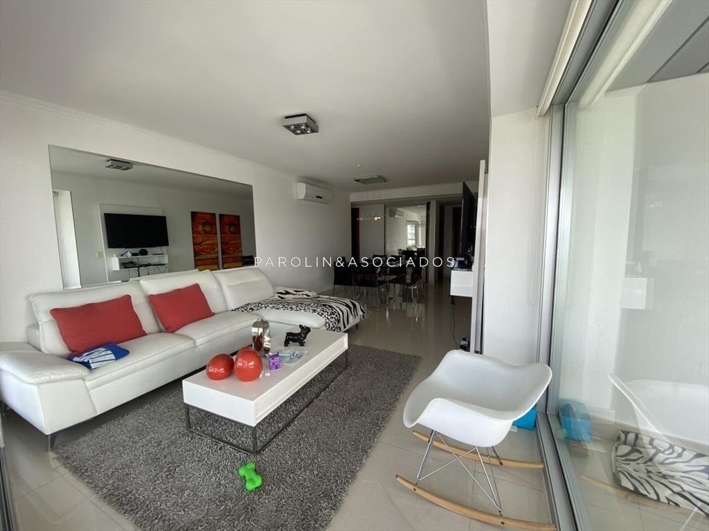 Apartamento en venta de 2 dormitorios en Miami